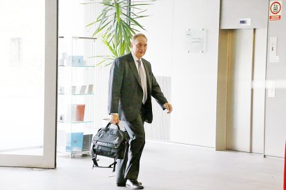 El banquer diu que l'Estat sabia amb antelació la nota dels EUA
