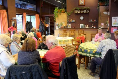 Instant de la castanyada celebrada a la Casa Pairal d'Ordino aquest dimarts a la tarda