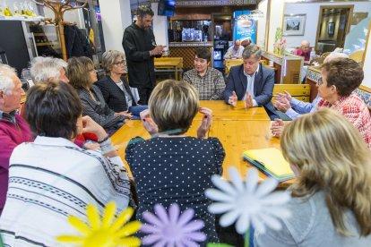 L'oposició dona suport al col·lectiu antiheliport