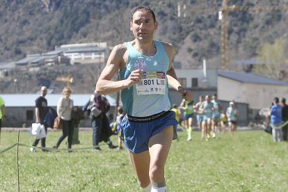 Marcos Sanza reedita el triomf al Cros de les Valls per davant de Toni Bernadó