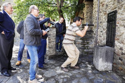 Memorial a l'emigrant