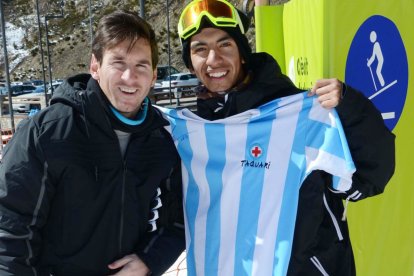 Treballant entre ídols