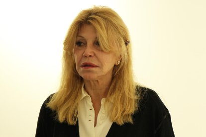 La baronessa, Carmen Thyssen, durant la visita al Museu Carmen Thyssen Andorra