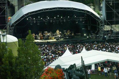 Escenari d'estrelles o estrellat?