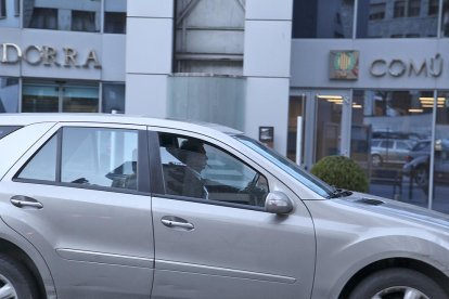 Investigació per 70.000 euros de les targetes