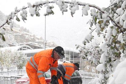 Crítiques dels transportistes pel tancament dels accessos des de França