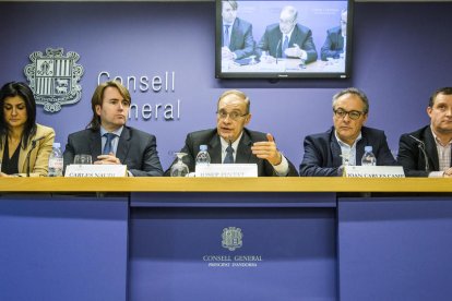 Sant Julià i la Massana abandonen els liberals