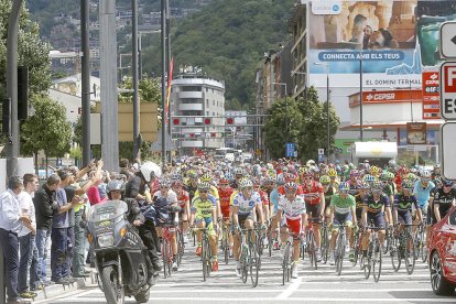 La Vuelta arriba avui envoltada de fortes  mesures de seguretat