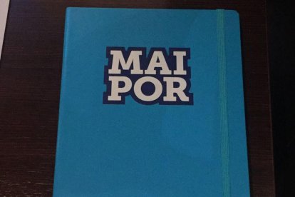 3 i 4. L'iPad i el bloc de notes, les eines de feina, van amb mi a tot arreu, ho anoto tot.