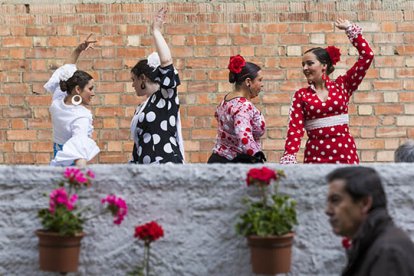 Riberaygua es transforma en El barri de les flors