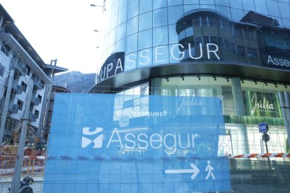 Crèdit Andorrà gestionarà la principal asseguradora d'Espanya