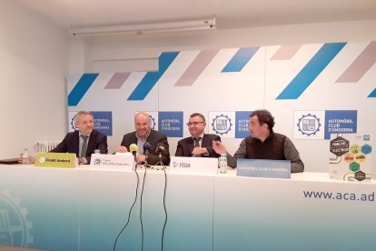 El sector de vehicles elèctrics registra al voltant de 8.700 càrregues a l'any