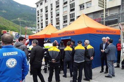 Protecció Civil i Creu Roja presenten un nou equipament logístic per a emergències