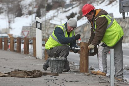 Les tanques de seguretat de la xarxa viària seran de fusta