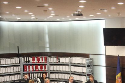 Pijuan amenaça un advocat defensor amb una querella criminal