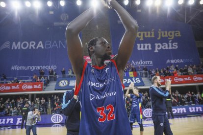 Victòria amb exhibició ofensiva contra el Barça