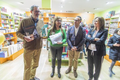Deu anys de llibres i un best-seller