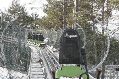 La família de l'accidentada denuncia i critica el parc