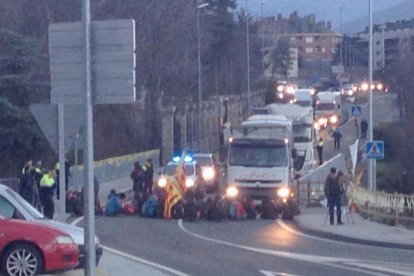 El CDR de l'Alt Urgell talla dues hores l'N260