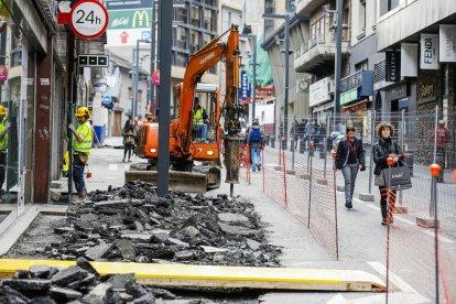 Meritxell s'omple de pols i soroll