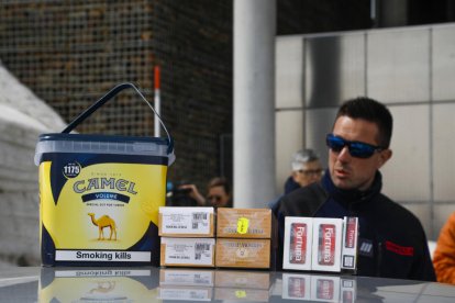 El Govern reforçarà els controls als negocis que venguin tabac