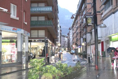 Preocupació a Riberaygua per l'alt nombre de botigues tancades