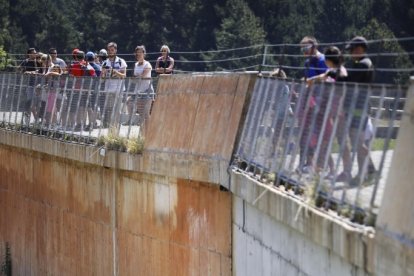 Investiguen la mort d'un os al parc d'animals de Naturlandia