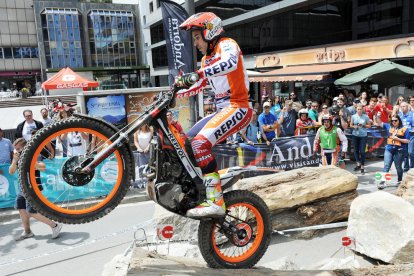 Toni Bou torna a regnar al trial lauredià i amplia el lideratge a la general