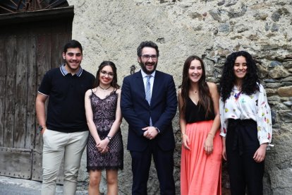 Cinc alumnes de batxillerat reben el Premi Nacional a l'Estudi