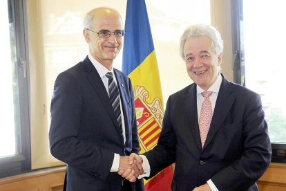 La UE accepta la transitòria de trenta anys per al tabac