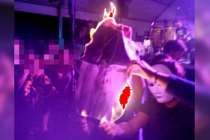 Arran desafia l'ajuntament de la Seu i es declara autora de la protesta