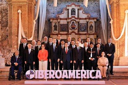 Foto dels caps d'Estat i de Govern de la Cimera Iberoamericana