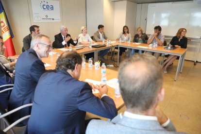 La CEA vol una moratòria a la llei de relacions laborals