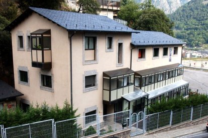 La Gavernera acull 28 infants dels quals en tenen cura un total de 32 monitors