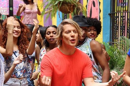 Louie, per repartir felicitat