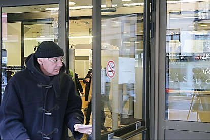 Els advocats sortint de la Batllia