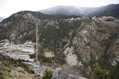 Torres assegura que si té l'aval francès l'heliport es farà a la zona de les Tresoles