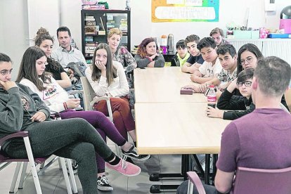 Xerrada de Pol Espargaró a Punt 400