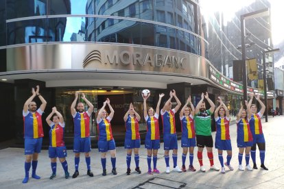 Piqué i MoraBanc encoratgen l'FC Andorra per a l'ascens