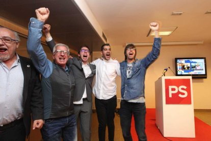 Els candidats del PS celebren la victòria a Andorra la Vella