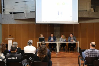 Liberals s'ha reunit amb el cos de policia