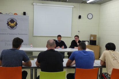 Pere López i Roger Padreny en la reunió a la Comella