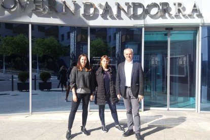 Demòcrates presenta mesures per ampliar l'administració electrònica