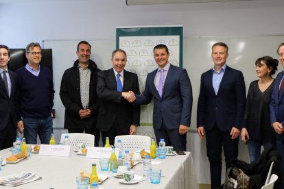 Els caps de llista de Liberals s'han reunit amb els responsables de l'EFA