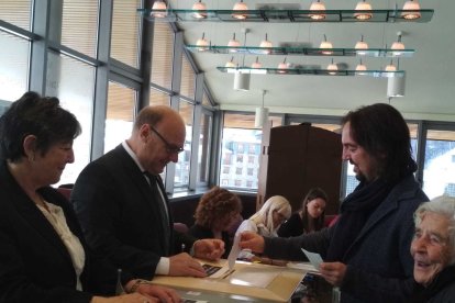 Landry Riba, número 7 de la llista demòcrata, ha votat a Canillo