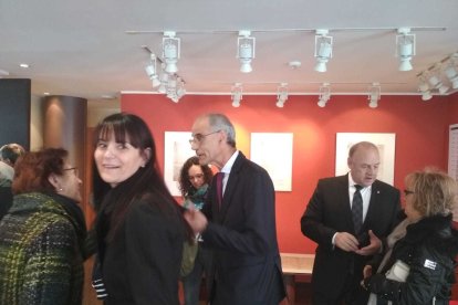 Mònica Bonell vota a Canillo i Toni Martí visita el comú