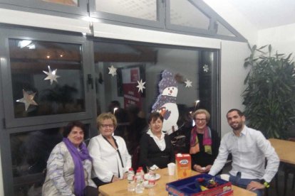 Visita dels candidats del PS a la Llar de Lòria