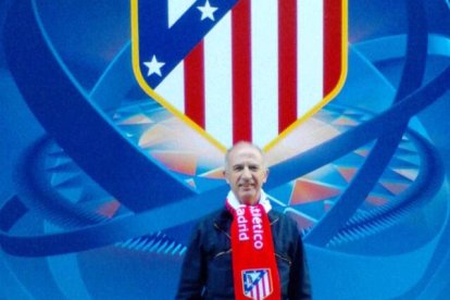 Un president li diu a una linier que vagi a planxar