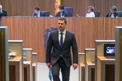 López va oferir a L'A un govern tripartit amb terceravia que duraria 18 mesos