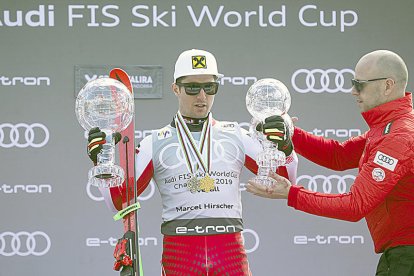 L'Avet fa més gran la llegenda de Shiffrin
i Hirscher